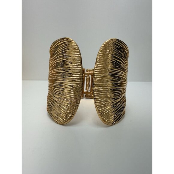 ZARA Gold Tone Textured Wide Cuff Bracelet Hinged NWOT - Picture 7 of 8